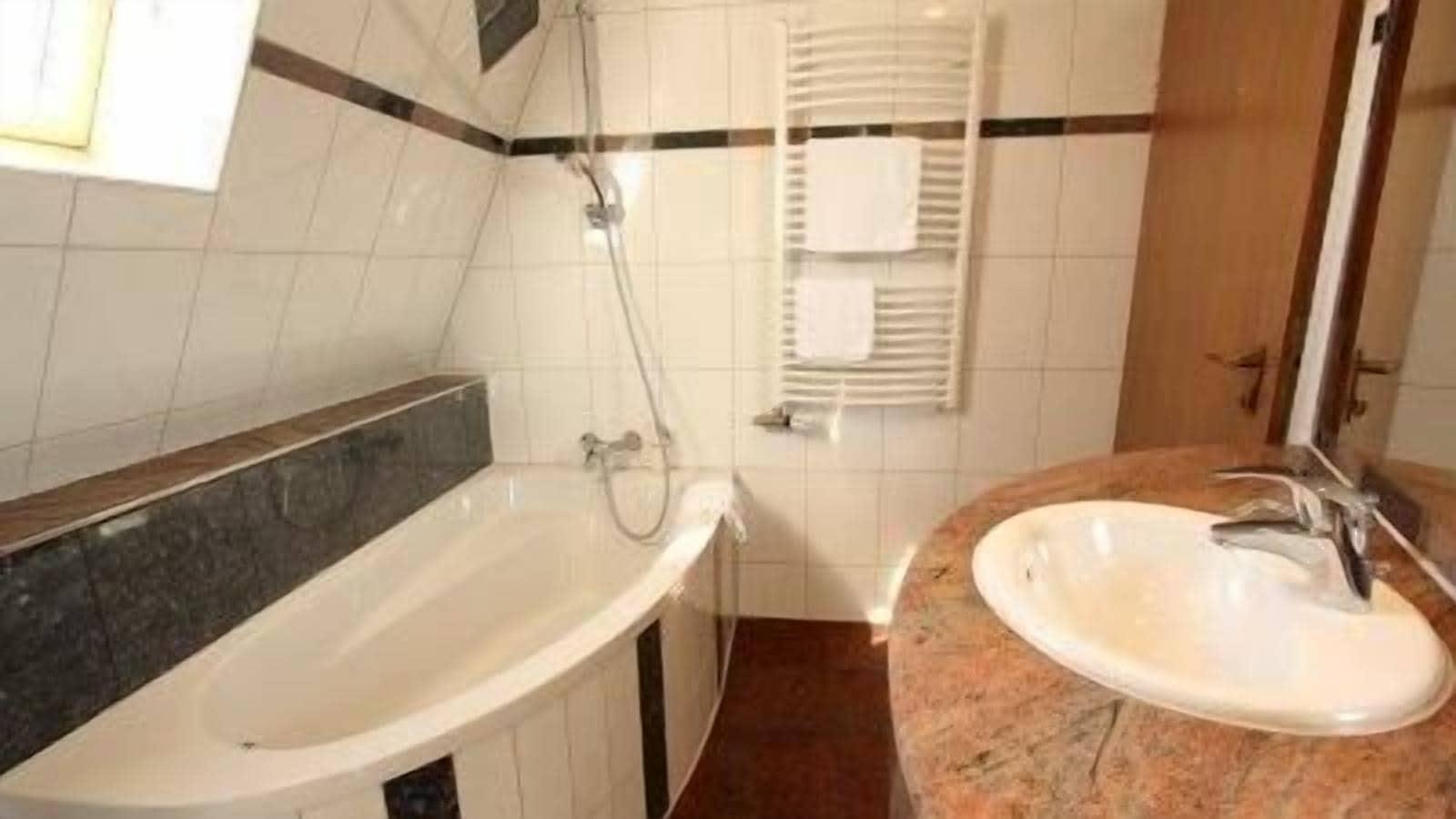 Aparthotel Astro - Nichtraucherhotel Stuttgart Bagian luar foto